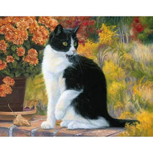 Load image into Gallery viewer, Paint by Numbers - Striped Cat
